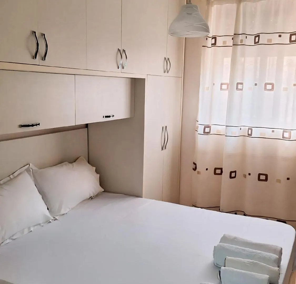Promenade Apartment In City Centre location